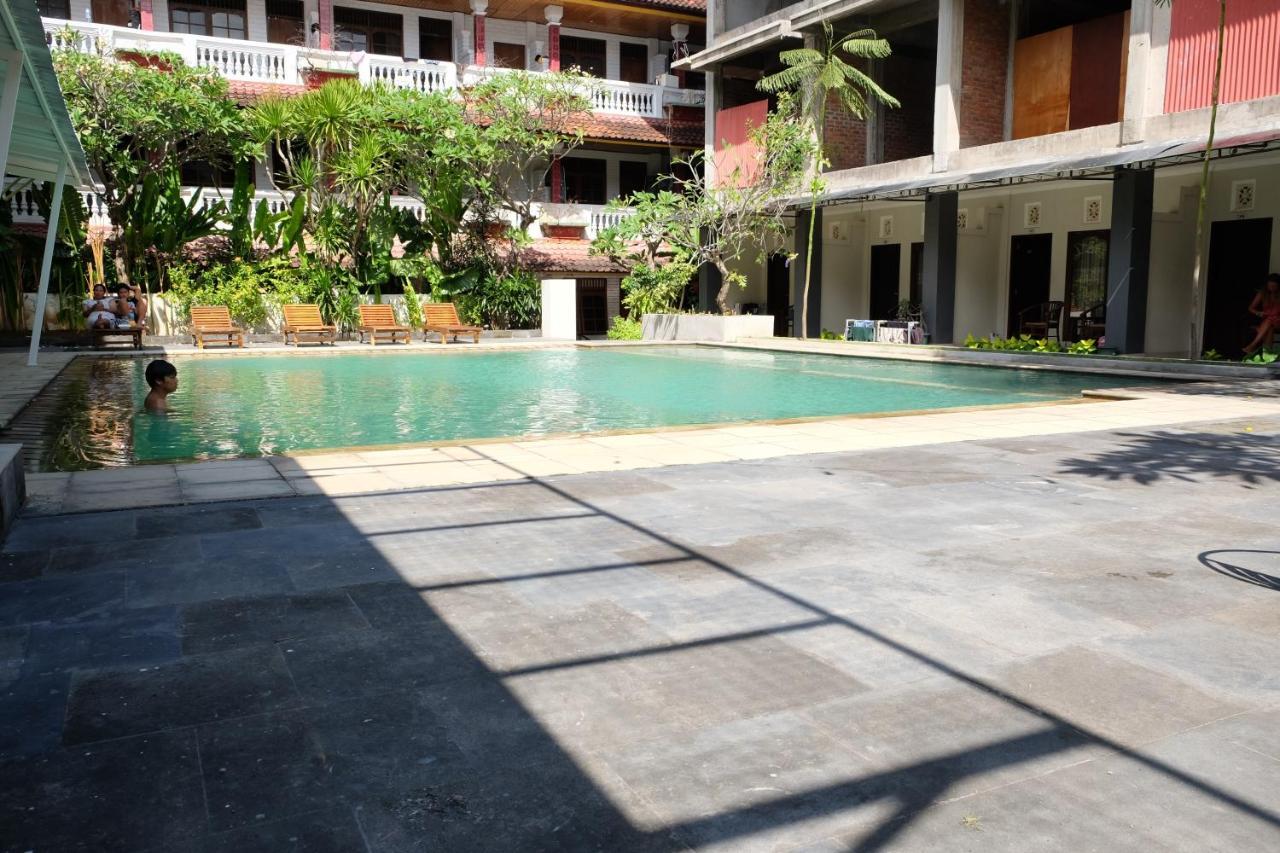 Palm Garden Kuta Hotell Kuta Lombok Exteriör bild