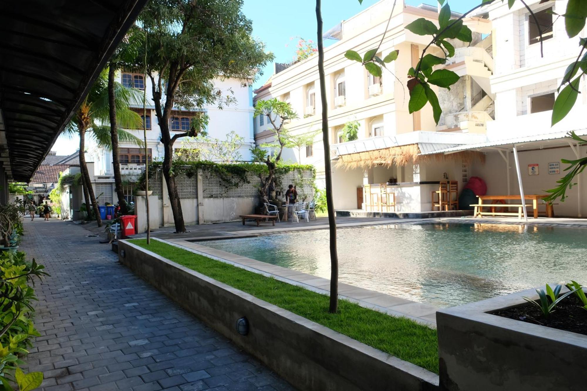 Palm Garden Kuta Hotell Kuta Lombok Exteriör bild